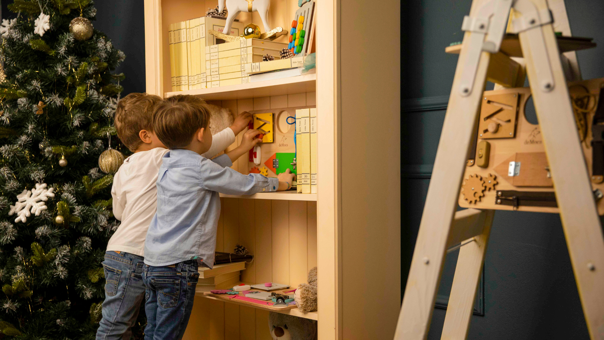 Christmas Gift Ideas for Three Years Old – Best Non-Montessori and Montessori Toys