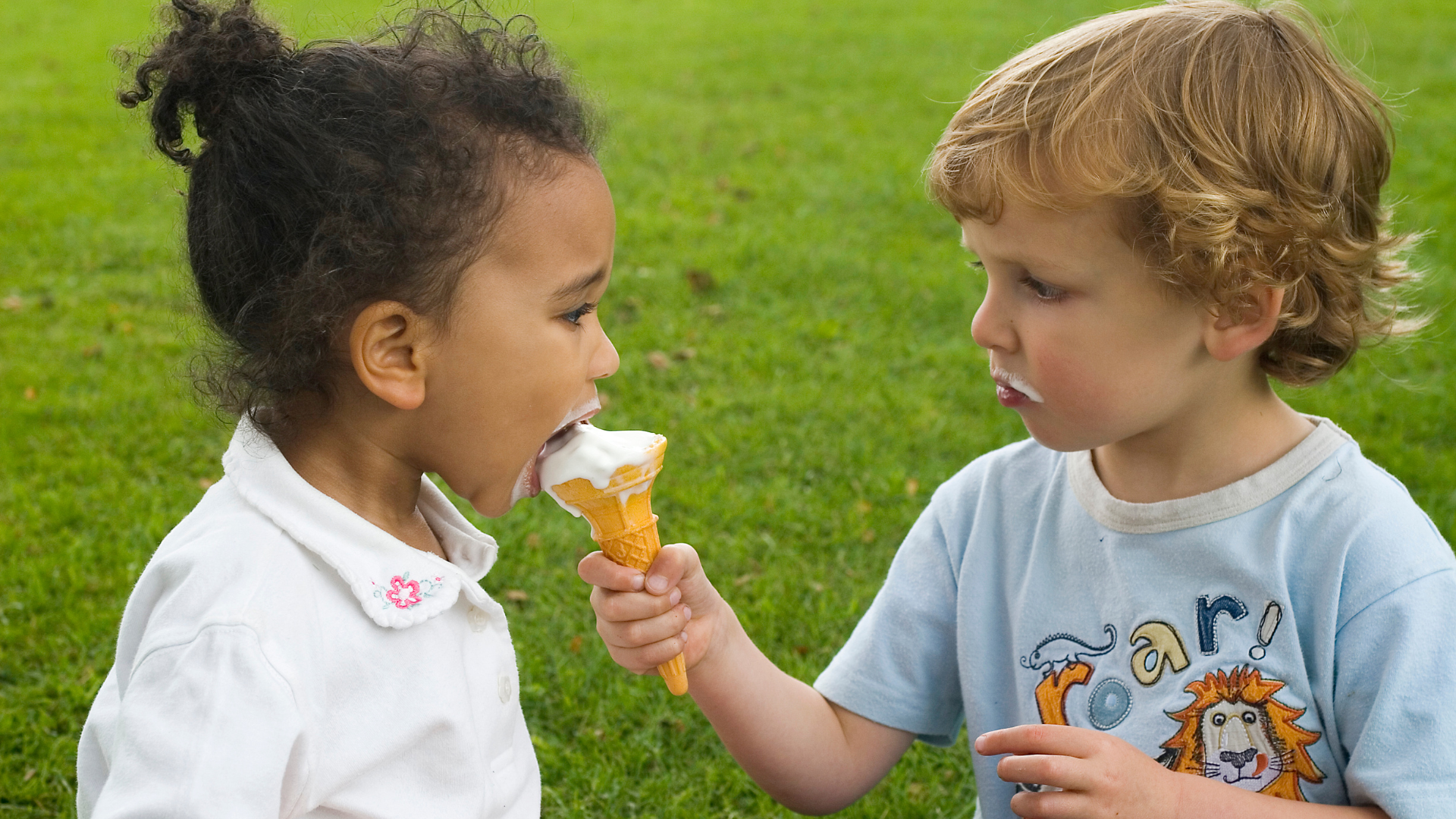 Teaching Kids to Share VS Taking Turns - An important Part of Early Education